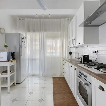 A Due Passi Dal Mare Apartament *